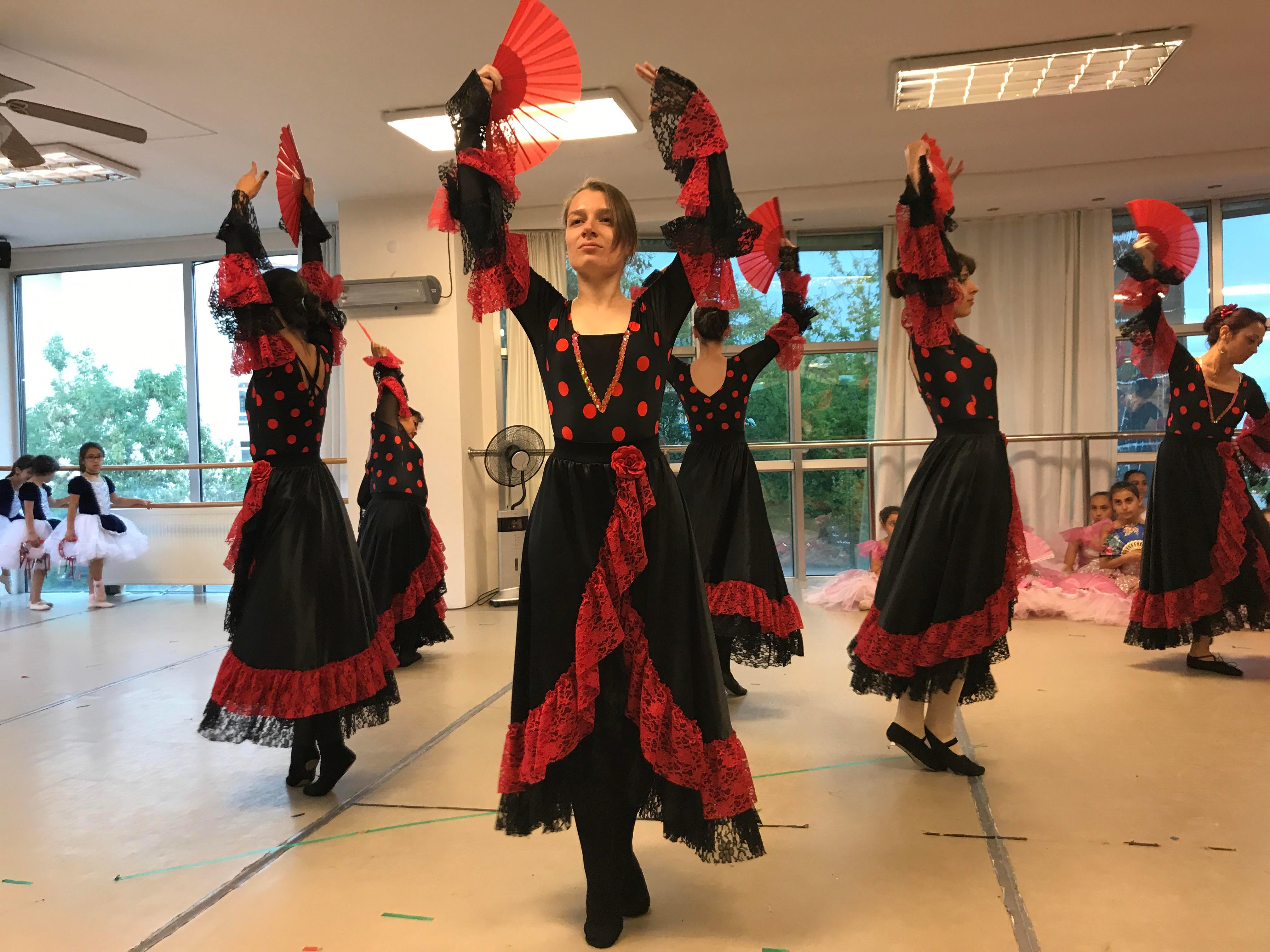 Kent Dans Bale Okulu - 2. Fotoğraf