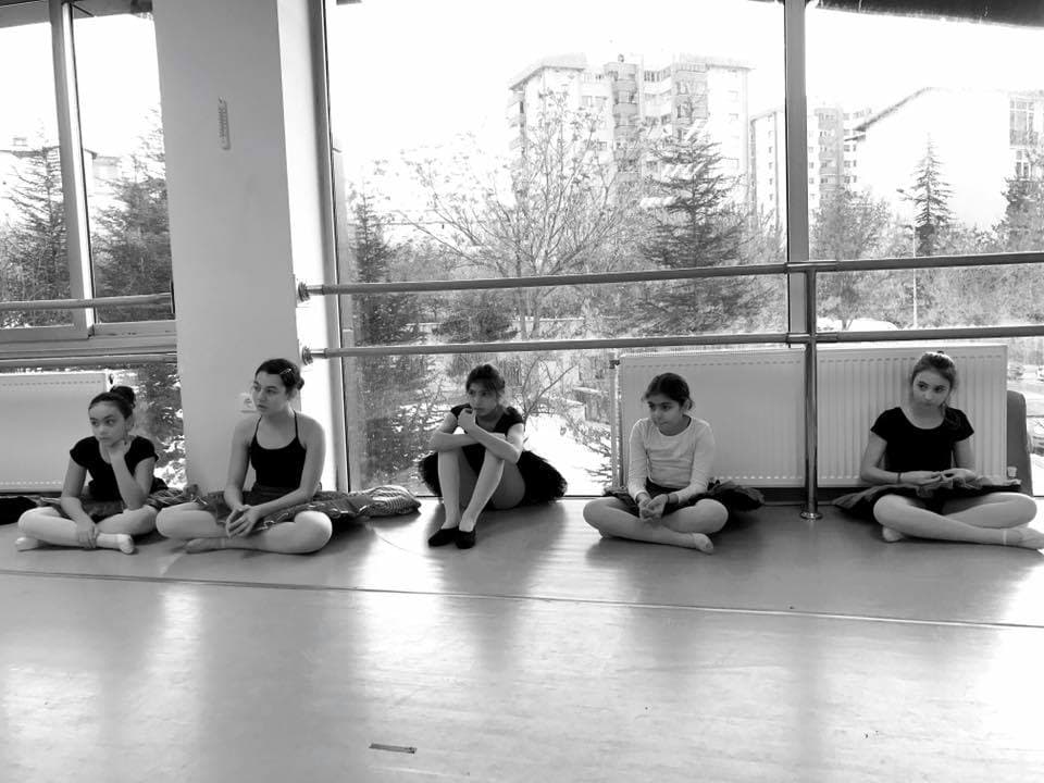 Kent Dans Bale Okulu