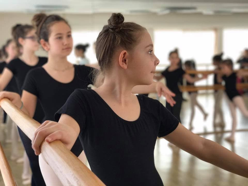 Kent Dans Bale Okulu