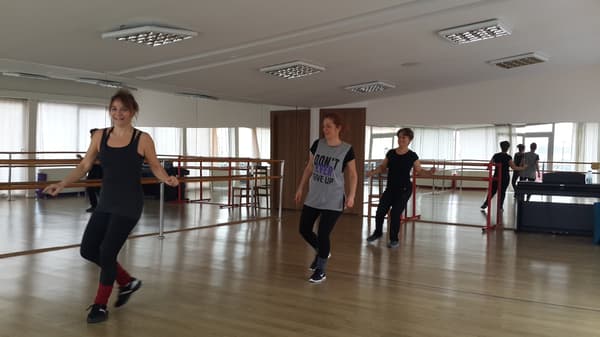 Mürüvvet Line Dance - 9. Fotoğraf