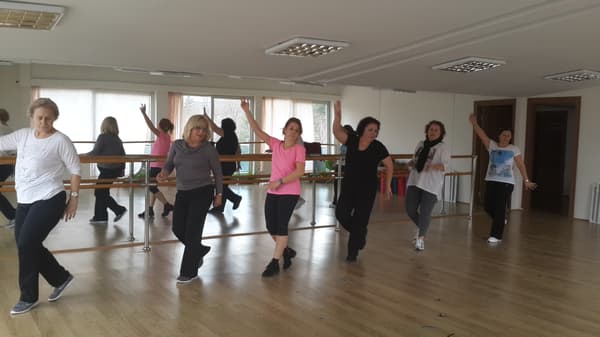 Mürüvvet Line Dance - 2. Fotoğraf