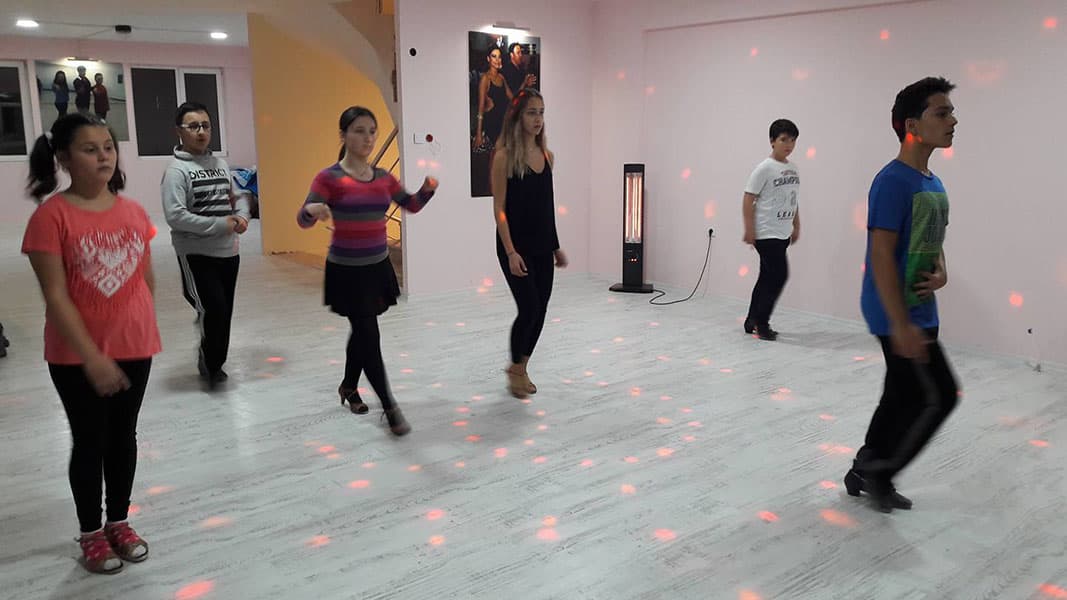 Emir Kaya Dans Okulu