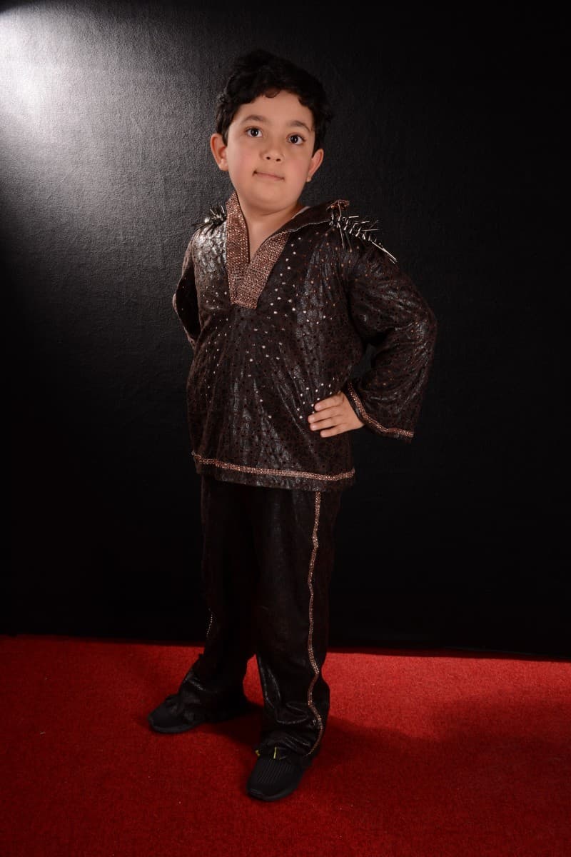 Emir Kaya Kostüm Kiralama