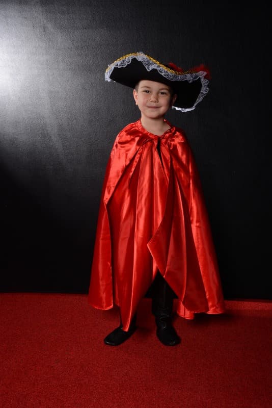 Emir Kaya Kostüm Kiralama