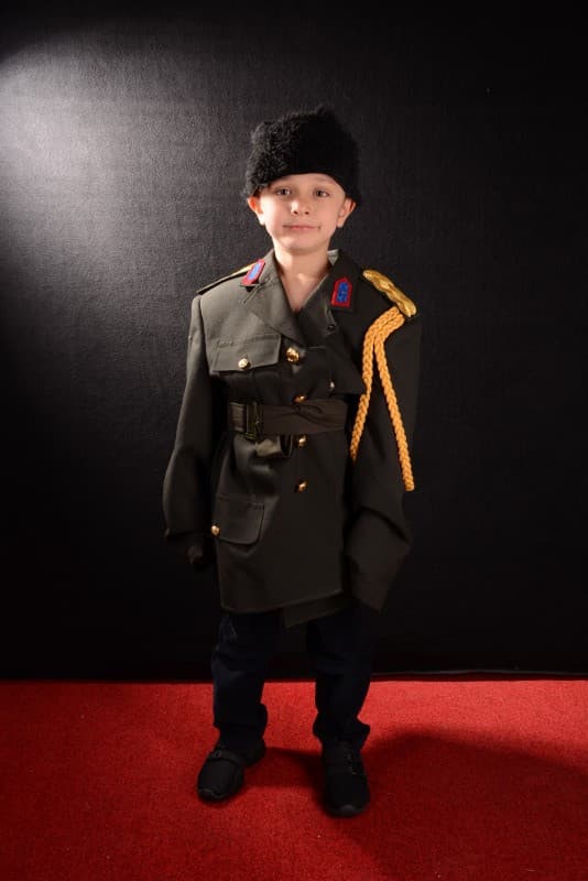 Emir Kaya Kostüm Kiralama