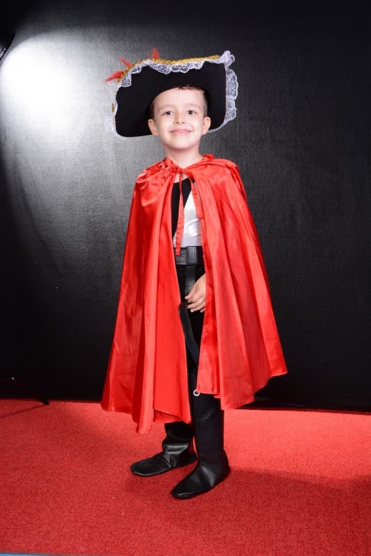 Emir Kaya Kostüm Kiralama - 36. Fotoğraf Emir Kaya Kostüm Kiralama - 36. Fotoğraf