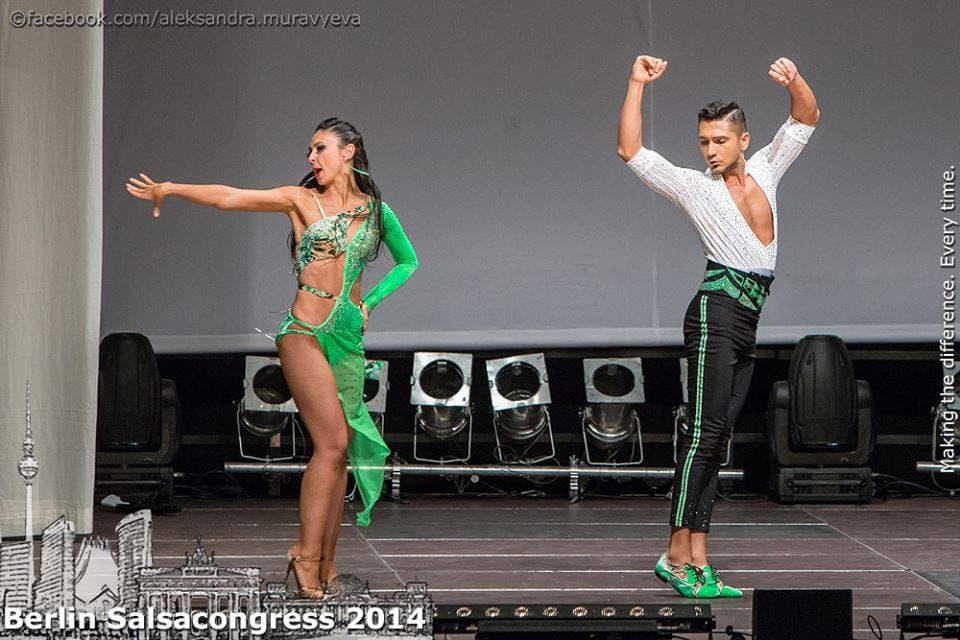 Crypto Dans Stüdyosu