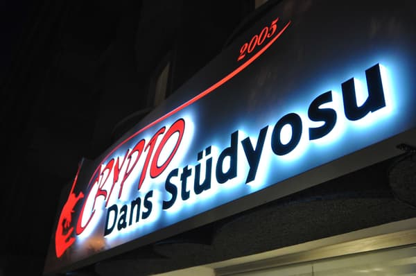 Crypto Dans Stüdyosu - 41. Fotoğraf