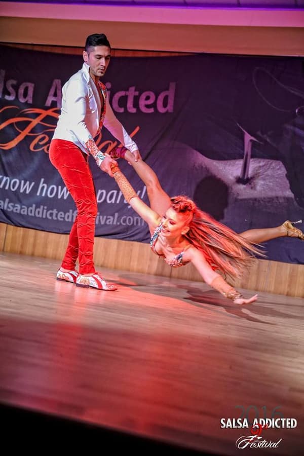 Crypto Dans Stüdyosu - 58. Fotoğraf Crypto Dans Stüdyosu - 58. Fotoğraf