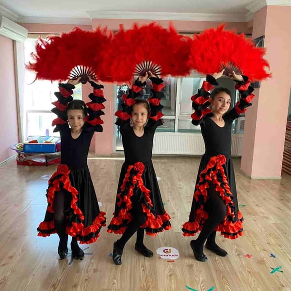 Demiurk Sanat Akademi - 1. Fotoğraf