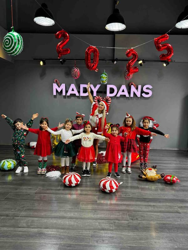 Mady Dans ve Bale - 22. Fotoğraf